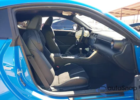 2024 Toyota Gr86 Premium из США, поврежденный, VIN JF1ZNBE13R8759669